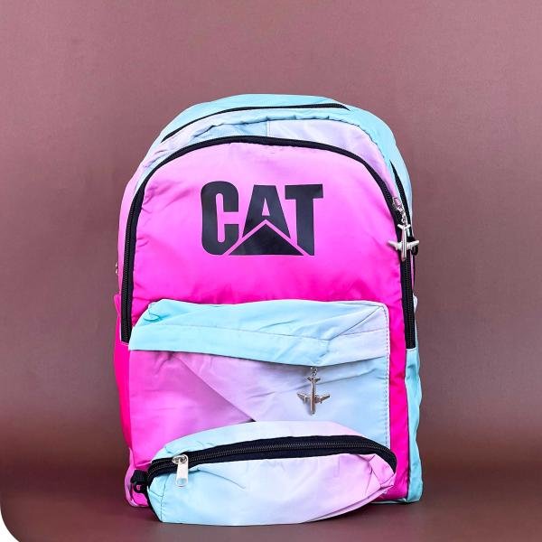 شنطة ظهر وتربروف مستورد وسط 2حاجذ