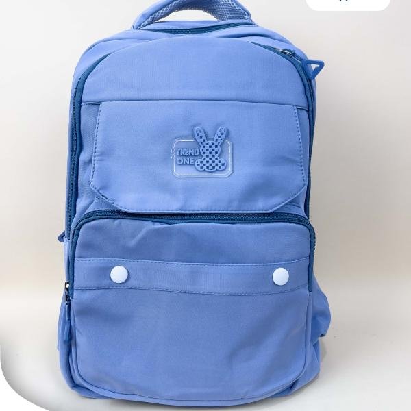 شنط مدرسية بأشكال وألوان متنوعة من Sila