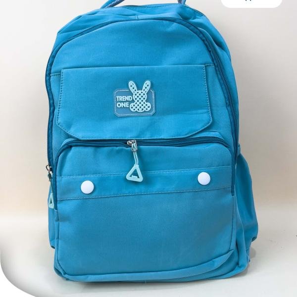 شنط مدرسية بأشكال وألوان متنوعة من Sila