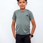 طقم تيشرت مع شورت رياضي للرجال والاطفال